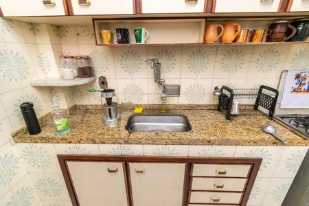 Apartamento à venda com 90m², 3 quartos e 2 vagas Apartamento à venda com 90m², 3 quartos e 2 vagasCozinha