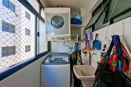 Apartamento para alugar com 73m², 2 quartos e 1 vaga Apartamento para alugar com 73m², 2 quartos e 1 vagaÁrea de Serviço