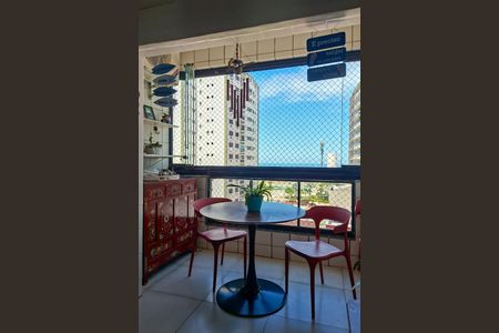 Apartamento para alugar com 73m², 2 quartos e 1 vaga Apartamento para alugar com 73m², 2 quartos e 1 vagaSacada