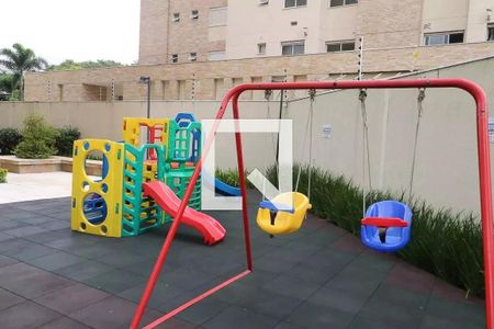 Apartamento à venda com 133m², 3 quartos e 3 vagas Apartamento à venda com 133m², 3 quartos e 3 vagasPlayground