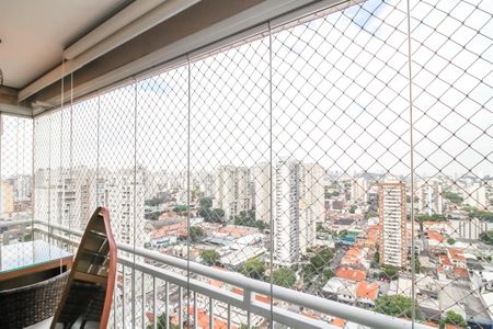 Apartamento à venda com 133m², 3 quartos e 3 vagas Apartamento à venda com 133m², 3 quartos e 3 vagasVaranda