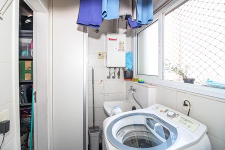 Apartamento à venda com 133m², 3 quartos e 3 vagas Apartamento à venda com 133m², 3 quartos e 3 vagasÁrea de Serviço