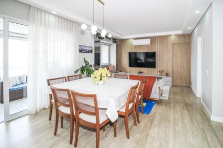 Sala de apartamento à venda com 3 quartos, 133m² em Água Branca, São Paulo