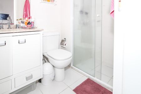 Apartamento à venda com 133m², 3 quartos e 3 vagas Apartamento à venda com 133m², 3 quartos e 3 vagasBanheiro da Suíte 2