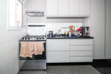 Apartamento à venda com 133m², 3 quartos e 3 vagas Apartamento à venda com 133m², 3 quartos e 3 vagasCozinha