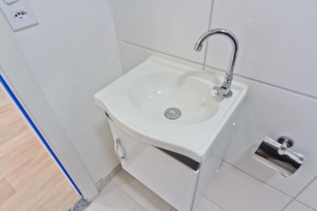 Apartamento para alugar com 37m², 2 quartos e sem vaga Apartamento para alugar com 37m², 2 quartos e sem vagaBanheiro