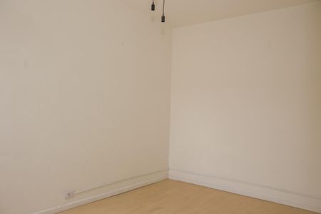 Quarto 2 de casa para alugar com 3 quartos, 100m² em Várzea da Barra Funda, São Paulo