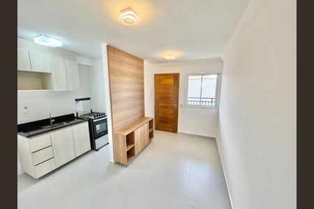 Sala/Cozinha de apartamento para alugar com 1 quarto, 38m² em Vila Mazzei, São Paulo