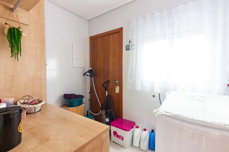 Casa à venda com 176m², 3 quartos e 3 vagasÁrea de Serviço 