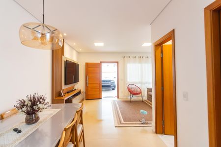 Casa à venda com 176m², 3 quartos e 3 vagasSala 