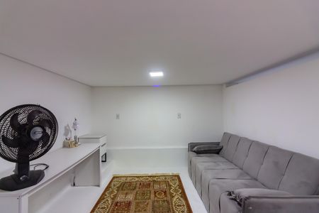 Casa à venda com 176m², 3 quartos e 3 vagasComodo 