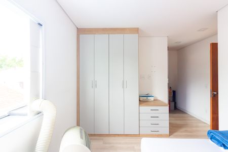 Casa à venda com 176m², 3 quartos e 3 vagasSuíte 3