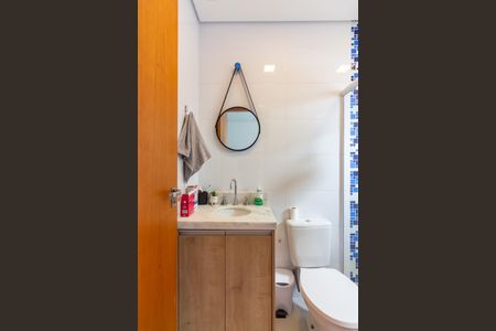 Casa à venda com 176m², 3 quartos e 3 vagasBanheiro da Suíte