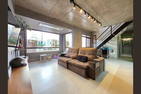 Apartamento à venda com 200m², 4 quartos e 2 vagas Apartamento à venda com 200m², 4 quartos e 2 vagasSala