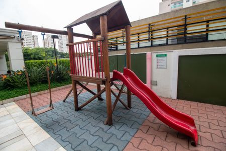 Apartamento para alugar com 55m², 1 quarto e 1 vaga Apartamento para alugar com 55m², 1 quarto e 1 vagaÁrea comum - Playground