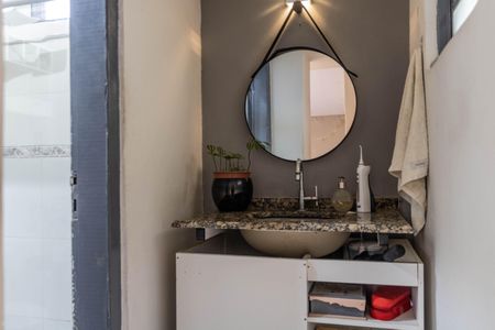 Casa à venda com 300m², 3 quartos e sem vagaCasa 2 - Banheiro