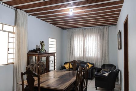 Sala 1 de casa à venda com 3 quartos, 300m² em Prado, Belo Horizonte