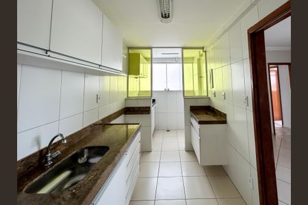 Apartamento para alugar com 82m², 3 quartos e 2 vagas Apartamento para alugar com 82m², 3 quartos e 2 vagasCozinha