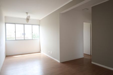 Apartamento à venda com 3 quartos, 67m² em Vila Sao Paulo, São Paulo