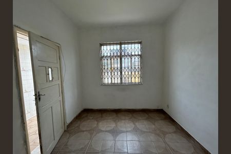 Sala de casa para alugar com 1 quarto, 50m² em Rocha Miranda, Rio de Janeiro