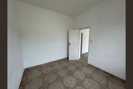 Quarto de casa para alugar com 1 quarto, 50m² em Rocha Miranda, Rio de Janeiro