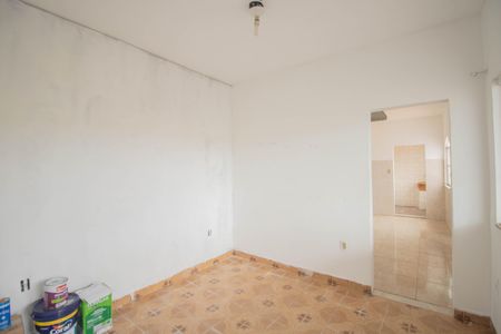 Sala de casa para alugar com 2 quartos, 80m² em Porto Novo, São Gonçalo