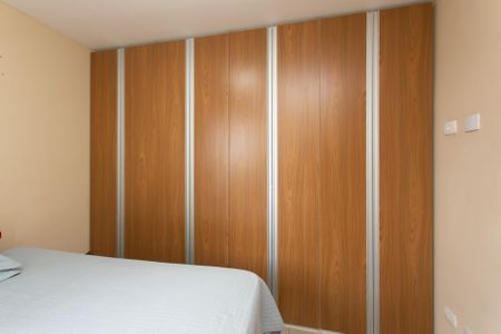 Quarto 1  de apartamento para alugar com 2 quartos, 37m² em Jardim Lideranca, São Paulo