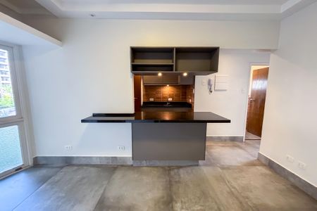 Apartamento para alugar com 2 quartos, 68m² em Cerqueira César, São Paulo