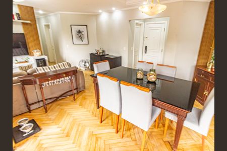 Apartamento à venda com 137m², 4 quartos e 3 vagasSala