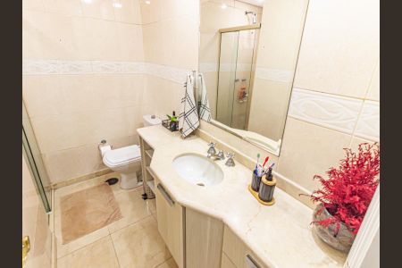 Apartamento à venda com 137m², 4 quartos e 3 vagasBanheiro