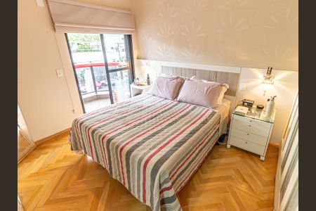 Apartamento à venda com 137m², 4 quartos e 3 vagasSuíte 1