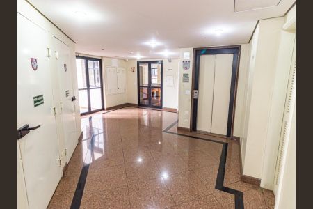 Apartamento à venda com 137m², 4 quartos e 3 vagasÁrea comum - Hall de serviço
