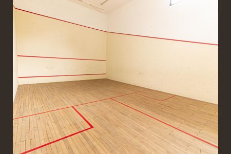 Apartamento à venda com 137m², 4 quartos e 3 vagasÁrea comum - Quadra de Squash