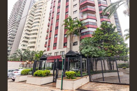 Apartamento à venda com 137m², 4 quartos e 3 vagasFachada