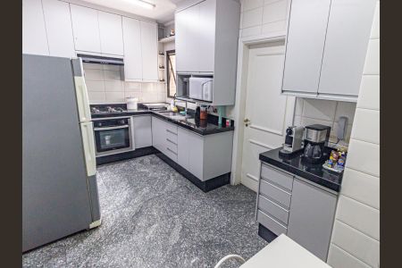 Apartamento à venda com 137m², 4 quartos e 3 vagasCozinha