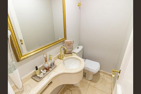 Apartamento à venda com 137m², 4 quartos e 3 vagasLavabo