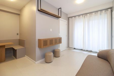 Sala de apartamento para alugar com 2 quartos, 32m² em Campo Belo, São Paulo
