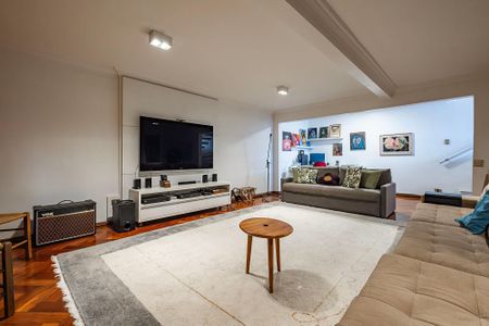 Casa à venda com 453m², 3 quartos e 4 vagasSala 2