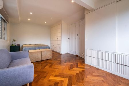 Casa à venda com 453m², 3 quartos e 4 vagasSuíte 3