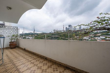Casa à venda com 453m², 3 quartos e 4 vagasSuíte 1
