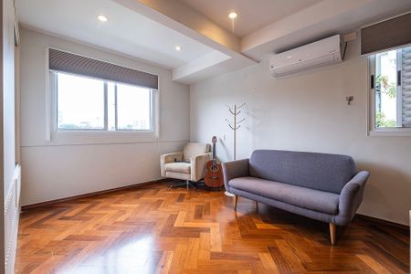 Casa à venda com 453m², 3 quartos e 4 vagasSuíte 3