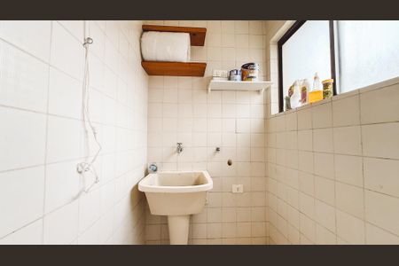 Apartamento para alugar com 57m², 2 quartos e 1 vagaÁrea de Serviço