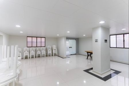 Apartamento para alugar com 57m², 2 quartos e 1 vagaÁrea comum - Salão de festas