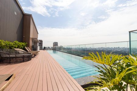 Apartamento à venda com 70m², 1 quarto e 1 vaga Apartamento à venda com 70m², 1 quarto e 1 vagaÁrea comum - Piscina