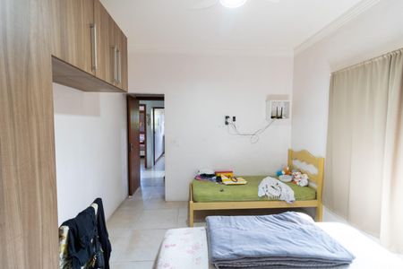 Casa à venda com 100m², 3 quartos e 1 vaga Casa à venda com 100m², 3 quartos e 1 vagaSuíte