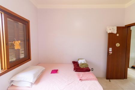 Casa à venda com 100m², 3 quartos e 1 vaga Casa à venda com 100m², 3 quartos e 1 vagaQuarto 1