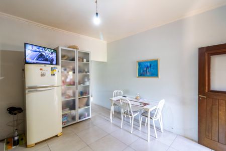 Casa à venda com 100m², 3 quartos e 1 vaga Casa à venda com 100m², 3 quartos e 1 vagaCozinha