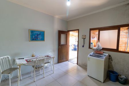 Casa à venda com 100m², 3 quartos e 1 vaga Casa à venda com 100m², 3 quartos e 1 vagaCozinha