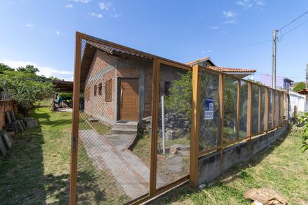 Casa à venda com 100m², 3 quartos e 1 vaga Casa à venda com 100m², 3 quartos e 1 vagaFachada