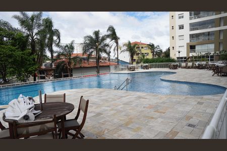 Apartamento à venda com 88m², 3 quartos e 1 vagaÁrea comum - Piscina